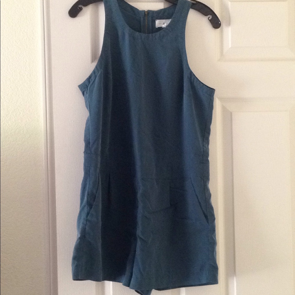 Lou & Grey (LOFT) Romper Sz Small